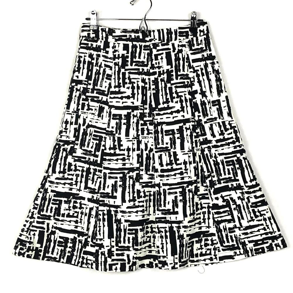 Forever 21 Skirt Knee Length Black Tan  size M  NWT